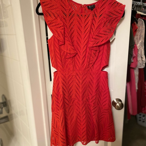 NWT Bardot Kira Cutout Ruffled Fit & Flare Dress - Picture 6 of 7